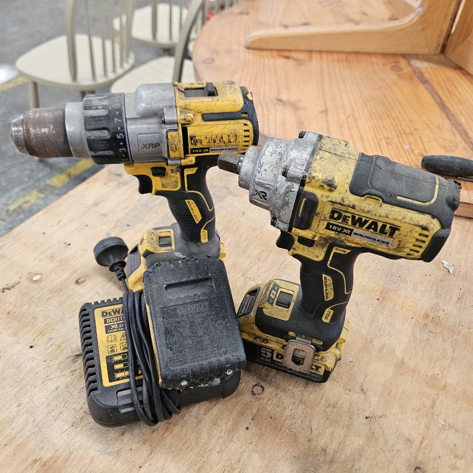 Dewalt Wireless Drill DCD996-XE