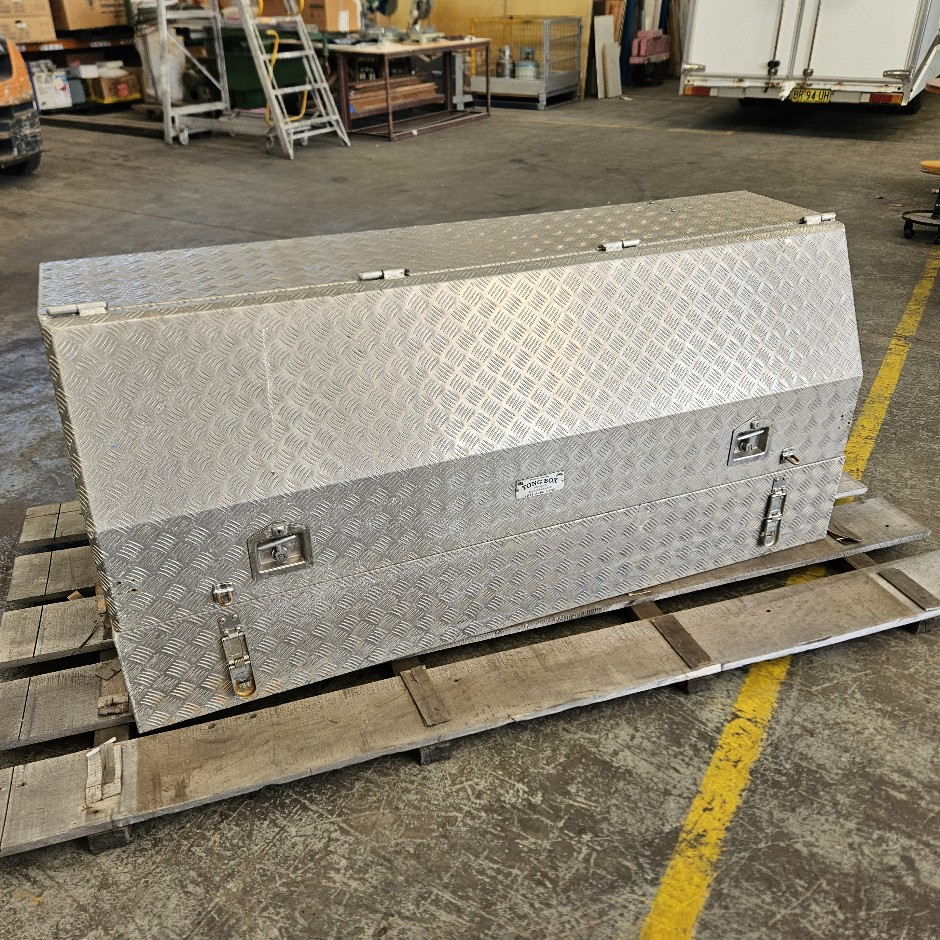 Heavy Duty 1800mm Aluminium Tool Box for Utes