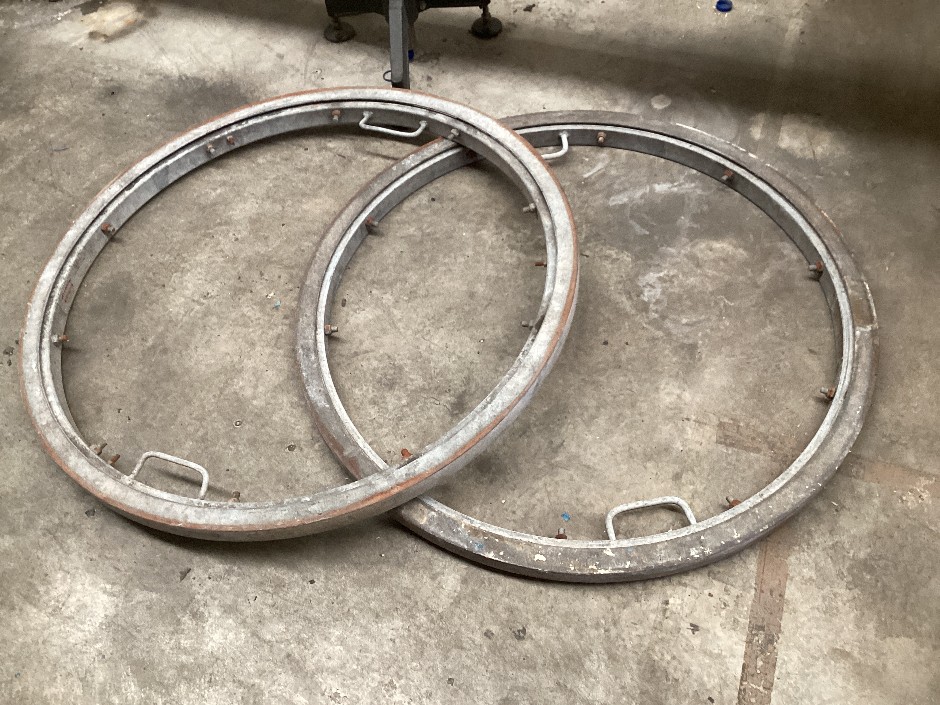 <p>2x Pallet Rings</p>