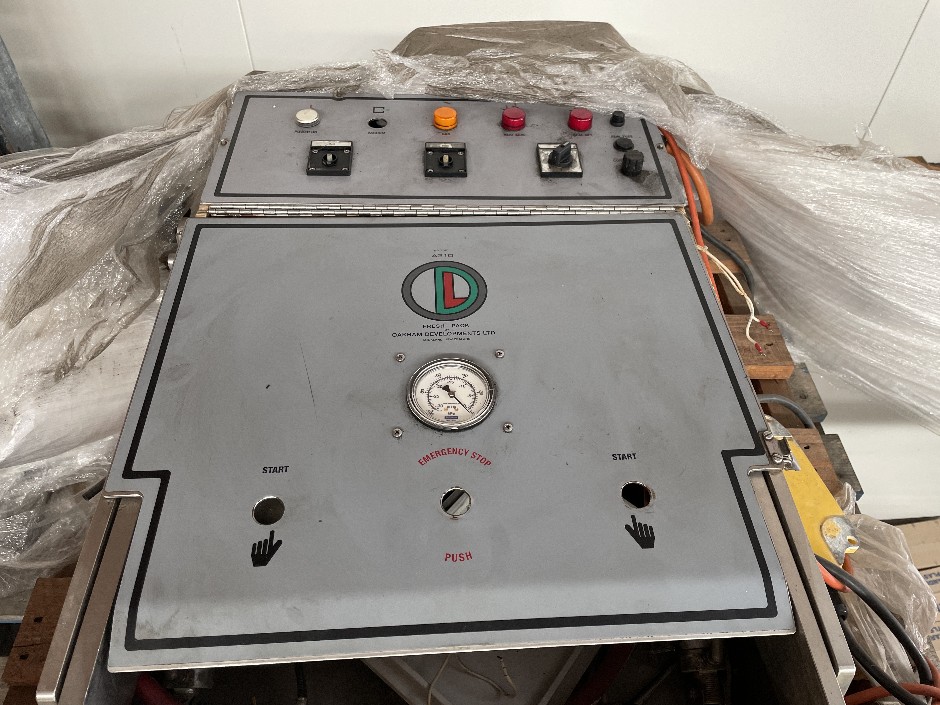 <p>Oakham Vacuum Packer</p>