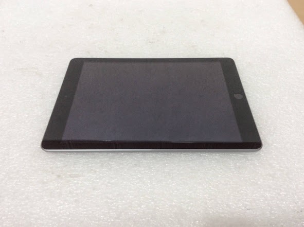 APPLE IPAD 5 (A1822) Tablet 32GB