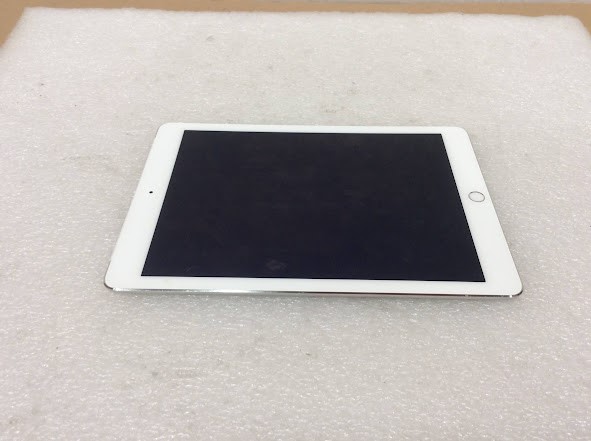 Apple iPad Air 2 (A1567) Tablet 16GB