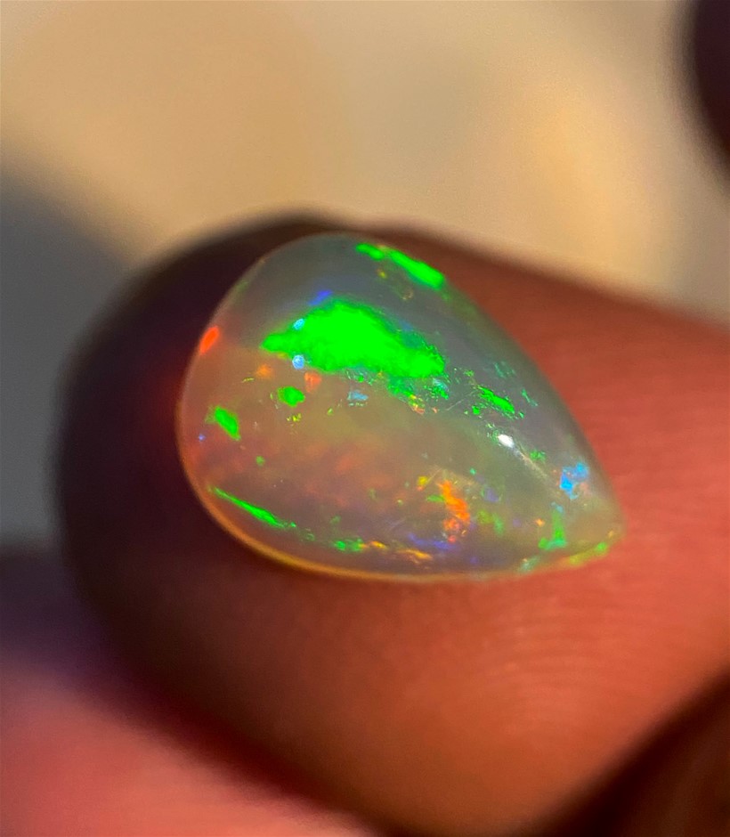 1.80 CT Lovely Natural AAA+ Fiery Opal