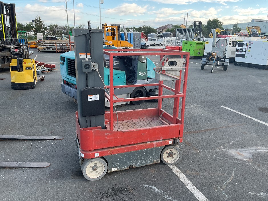 <p>2016 Skyjack SJ16 Man Lift</p>