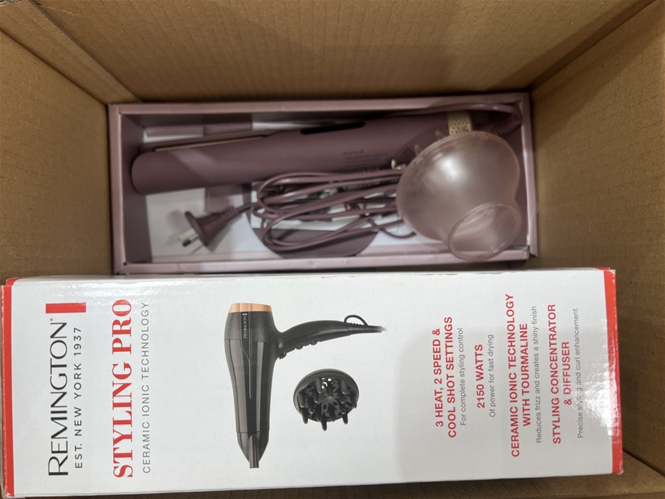 REMINGTON 1 x AIRvive 2-in-1 Air Styler & 1 x Styling Pro Blow Dryer. NB: A