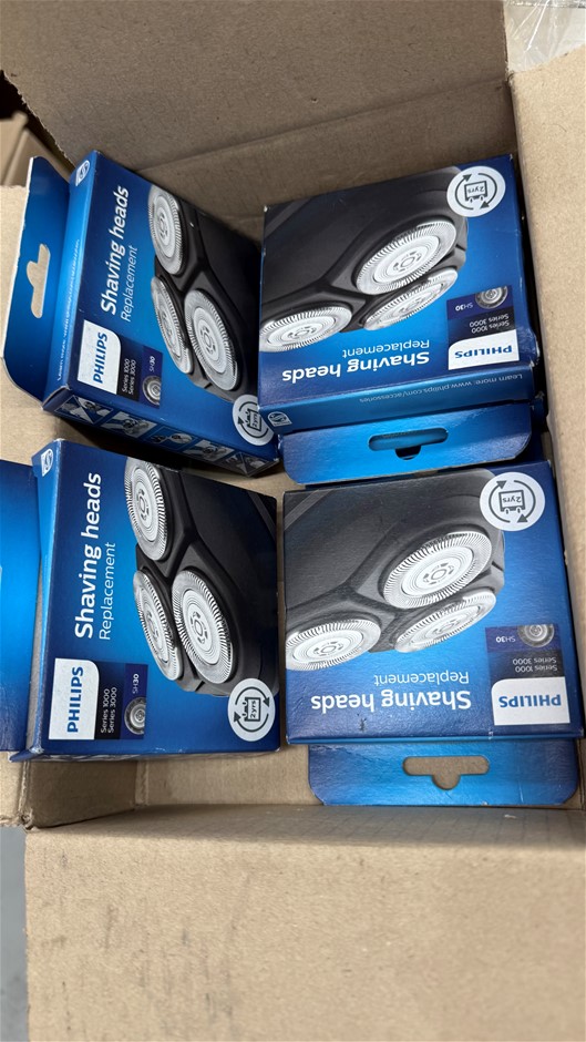 4 x Philips Replacement Shaving Heads