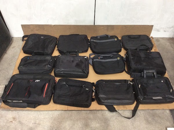 DELL Mixed Brand and Model Laptop Bags (Lot of 12)