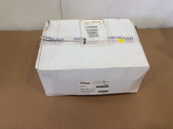 Newmar DST-20A Rackmount Distribution Panel - New