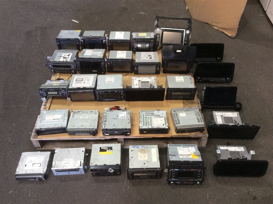 Mixed Brand Car Stereo, Radio, CD/DVD Player & Navigation Head Units