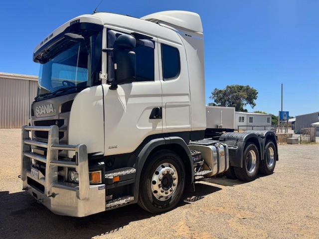 2015 Scania 440 6x2 Prime Mover Truck