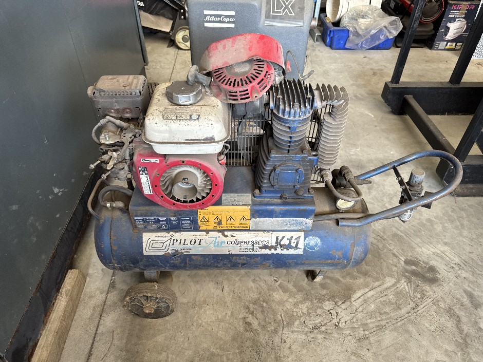 Pilot K-11 Piston Air Compressor