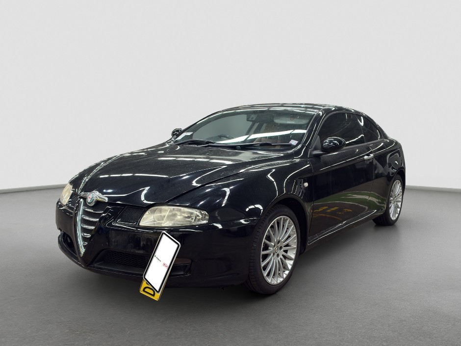 2004 Alfa Romeo GT  Petrol