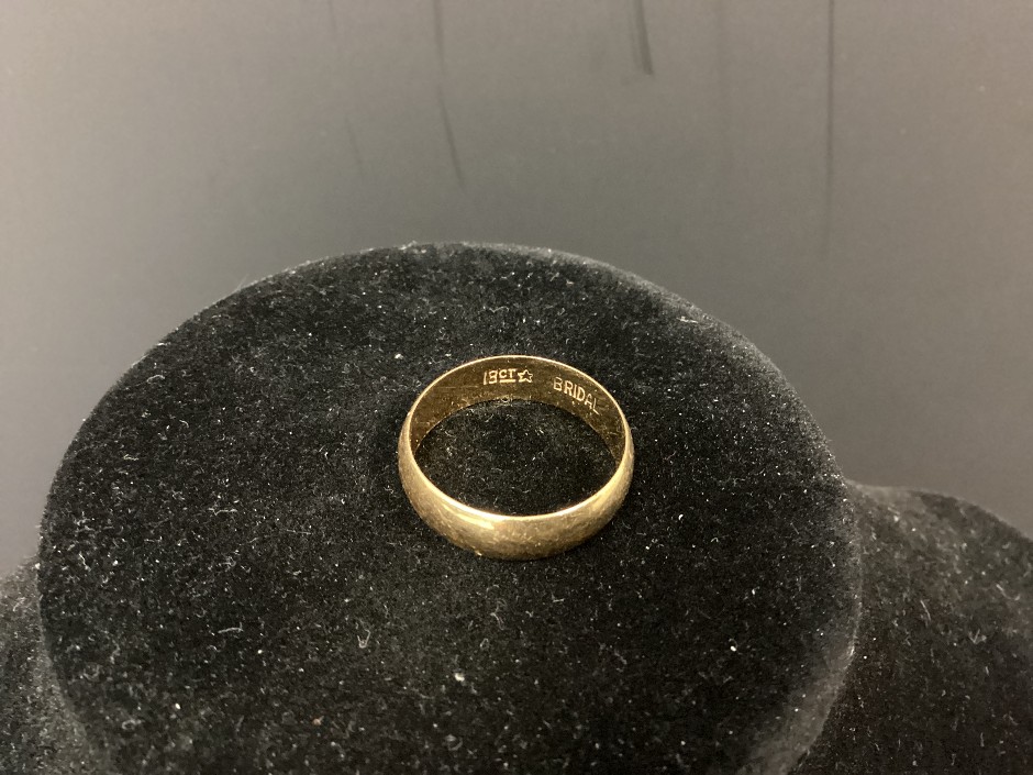 1 x Stamped 18ct Yellow Gold, Bridal Band