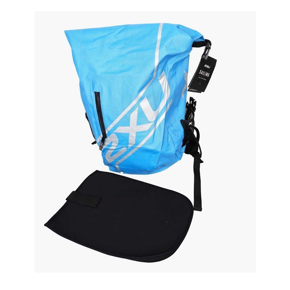 2XU Unisex Dry Bag Back Pack, Size 50L, Blue/ Silver.  Buyers Note - Discou