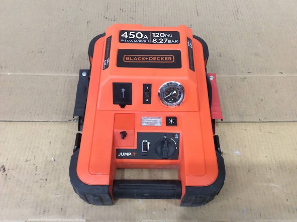 Black+Decker BDJS450IAU Jump Starter Air Compressor