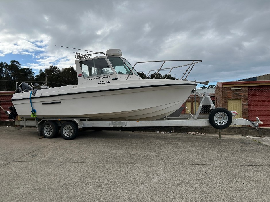 2004 Bass Strait Offshore 24 Half Cabin With Twin Suzuki Four Stroke 200HP