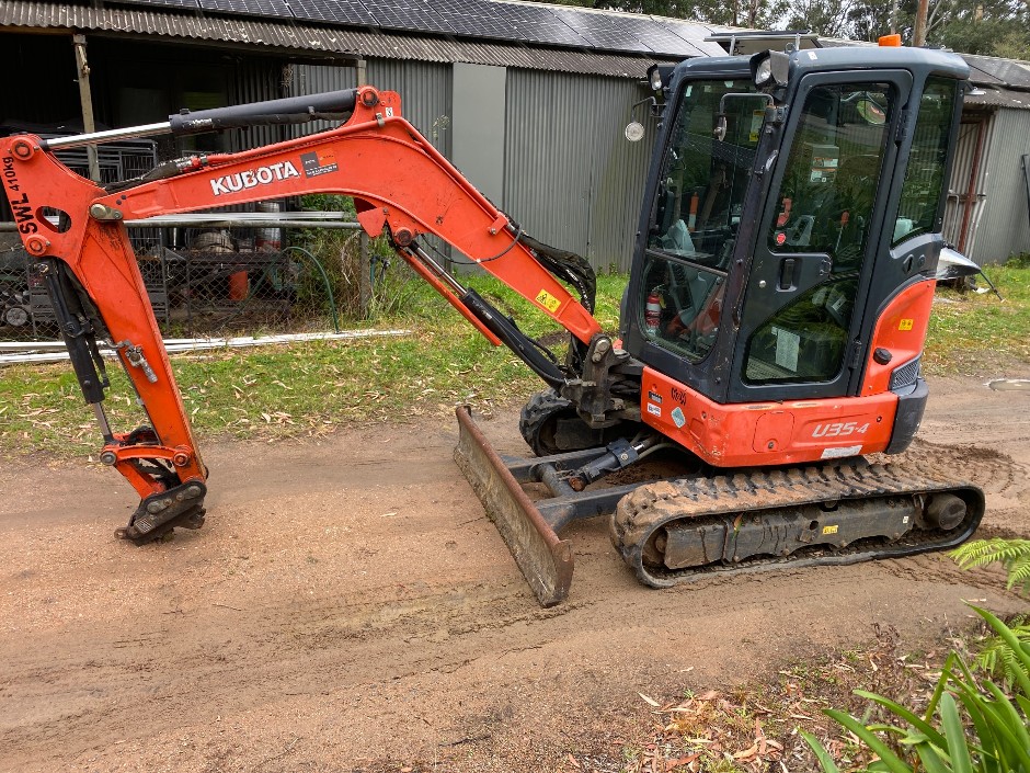 Kubota U35-4 Excavator And Attachments Package