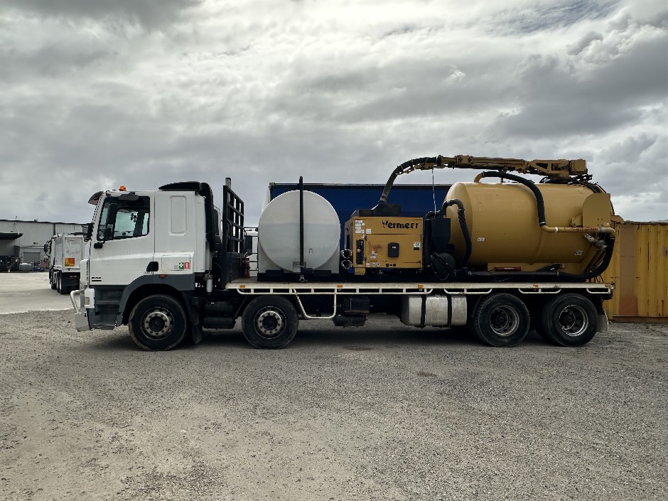 2003 DAF CF7585 8x4 Vacuum Truck