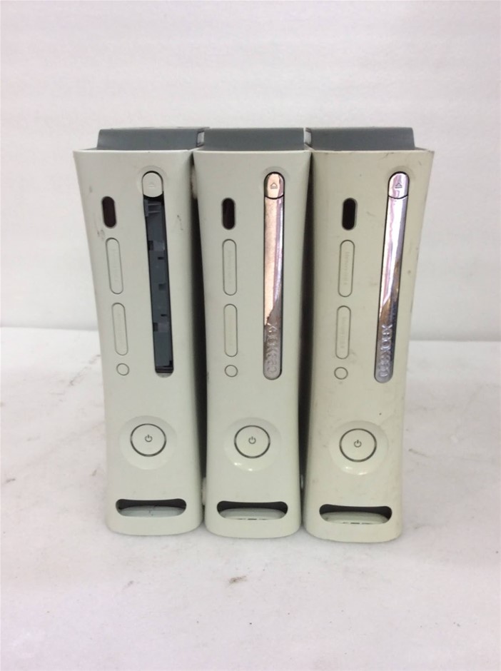 Microsoft Xbox 360 Game Console (Lot of 3)