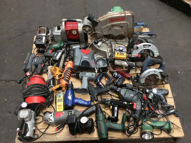 Ozito/BOSCH Mixed Brand and Model Electric Drill/Power Tools