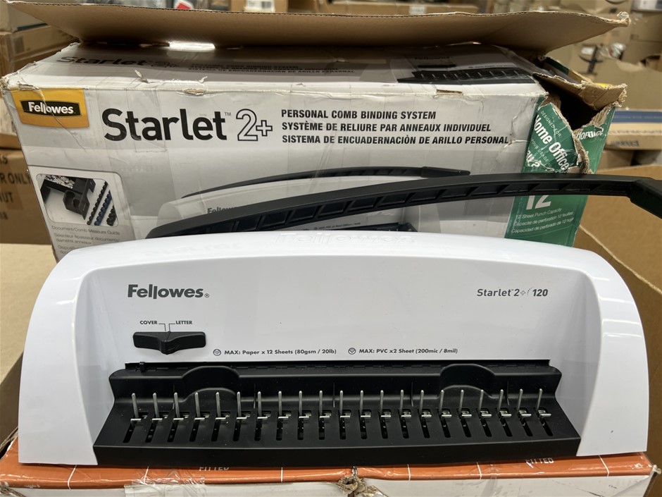 FELLOWES Starlet Binding System. NB: Slightly Damaged Box.