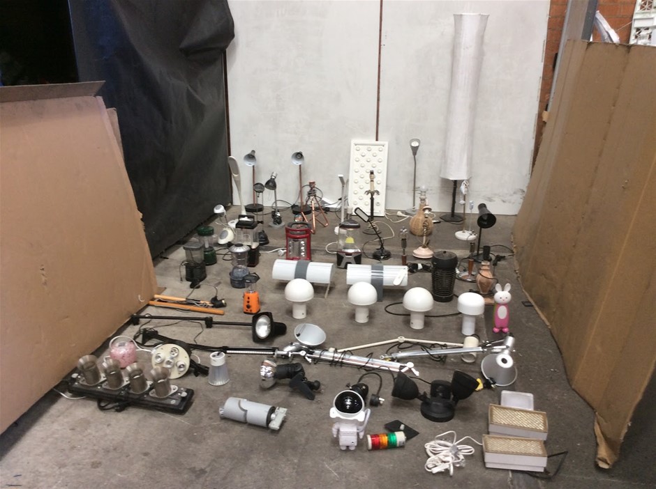 Assorted Lamps And Lighting Fixtures Bulk Lot