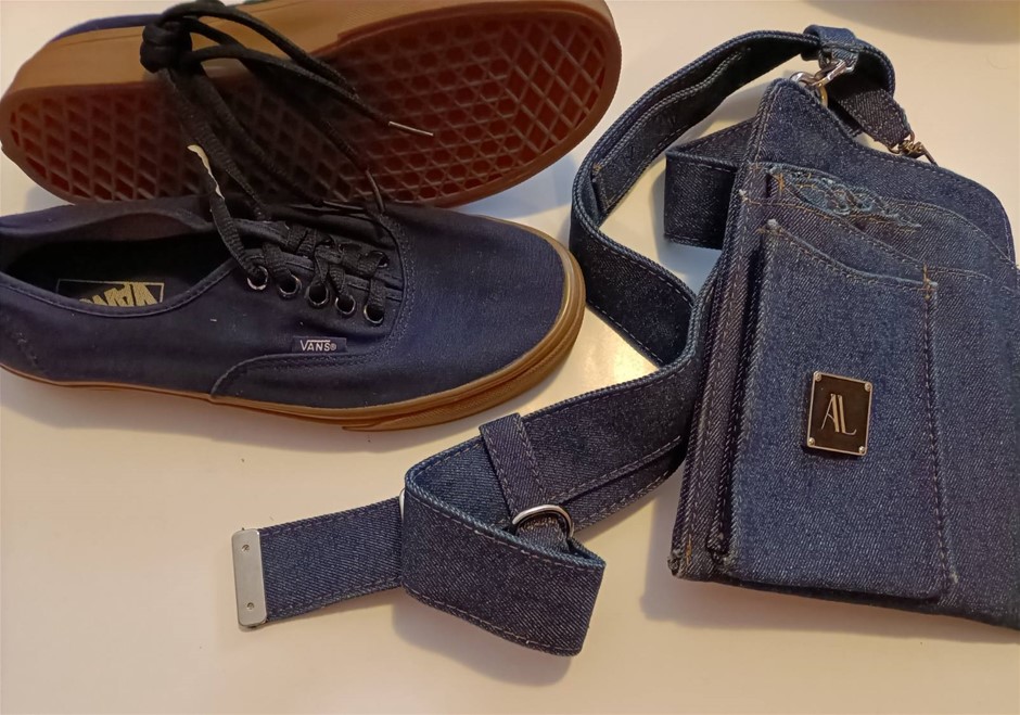 Vans Unisex US 7.5 (M) , 9.0 ( W ) and Bag. New