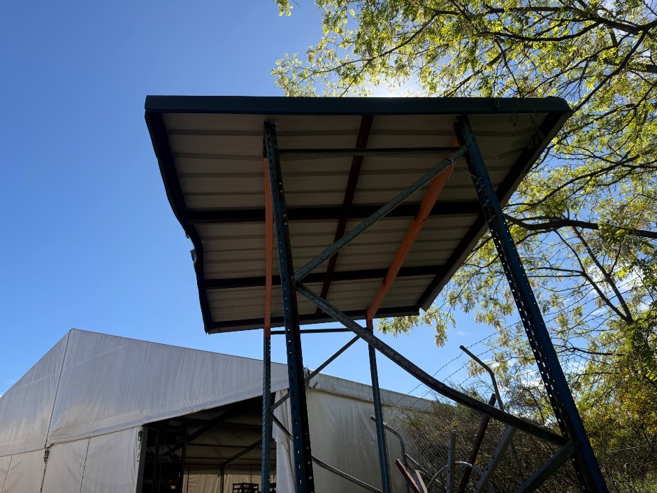 Pallet Racking Bay with Corrugated Metal Roof Cover