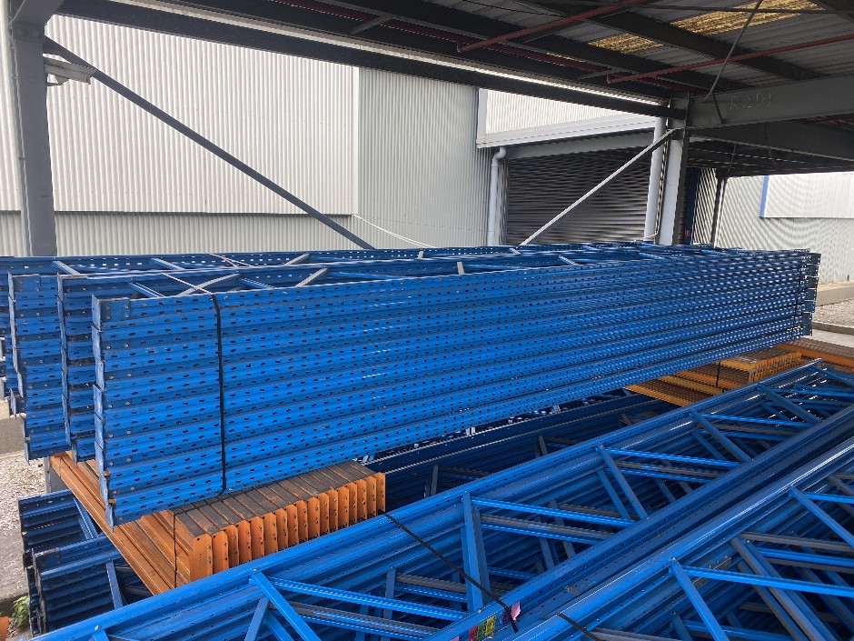 Pack of  Pallet Racking End Frames / Uprights