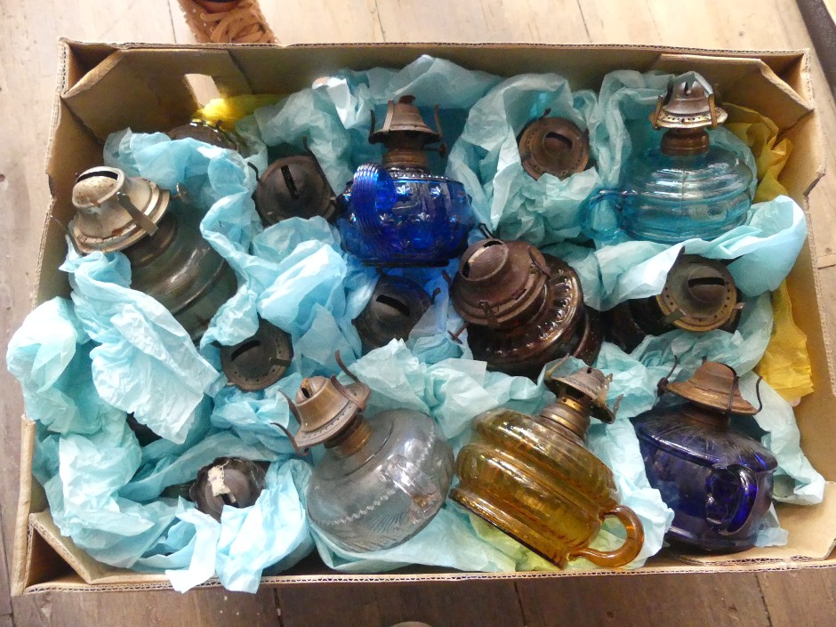 Antique & Vintage Ceramics And Collectables
