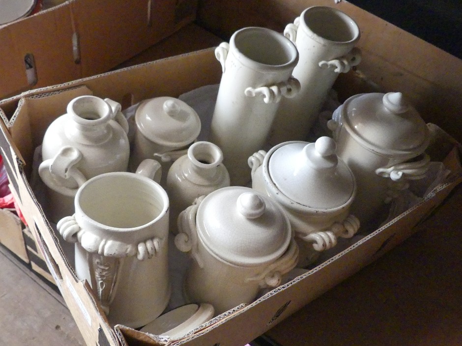 Antique & Vintage Ceramics And Collectables