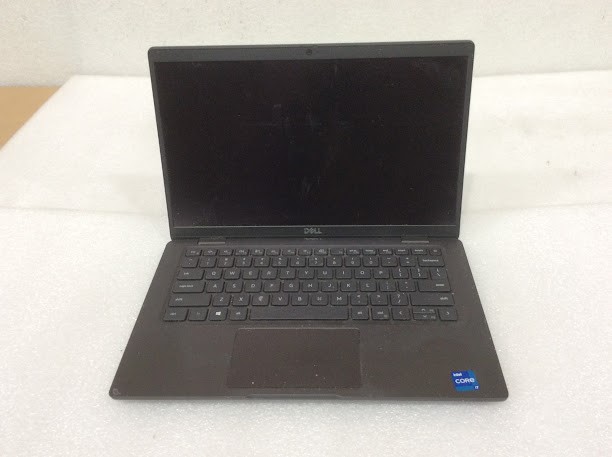 DELL Latitude 7320 Laptop i7-1165G7 16GBRAM/256GB Black