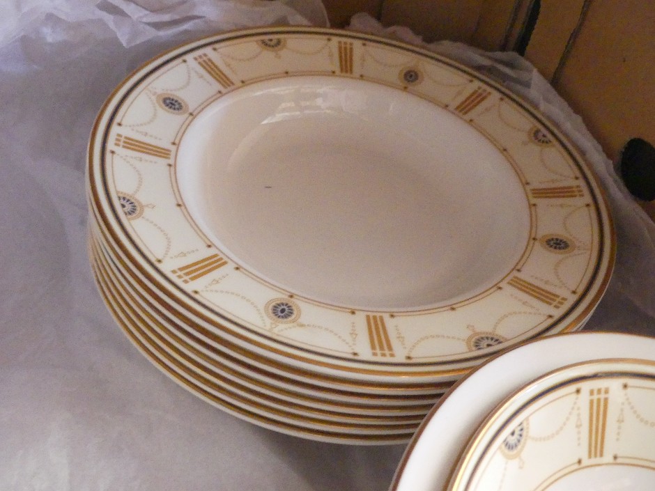 Antique & Vintage Ceramics And Collectables