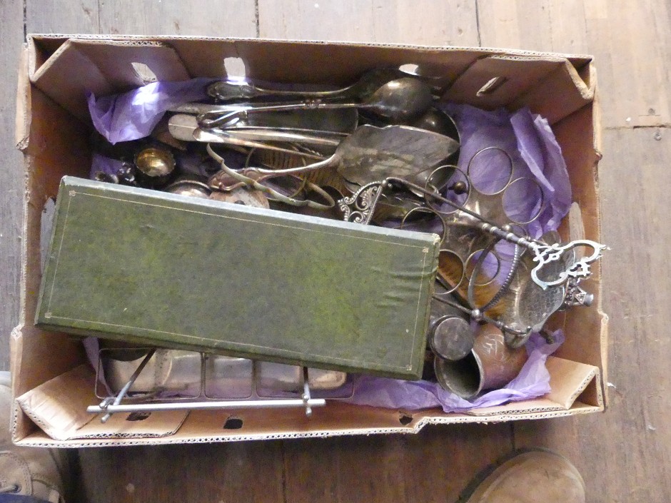 Antique & Vintage Ceramics And Collectables