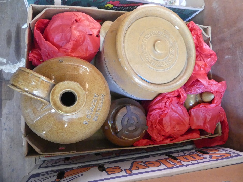 Antique & Vintage Ceramics And Collectables