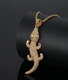Jewelz Merchants Gold Tone Lizard Gecko Pendant + FREE Chain