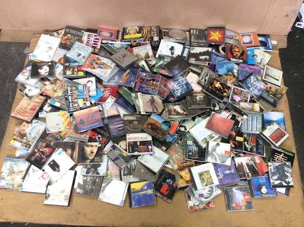 Mixed Assorted DVD / VCD / CD Movies