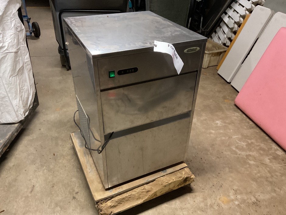 CyberCool C150 Ice Maker Auction (0004-23502765) | Grays Australia