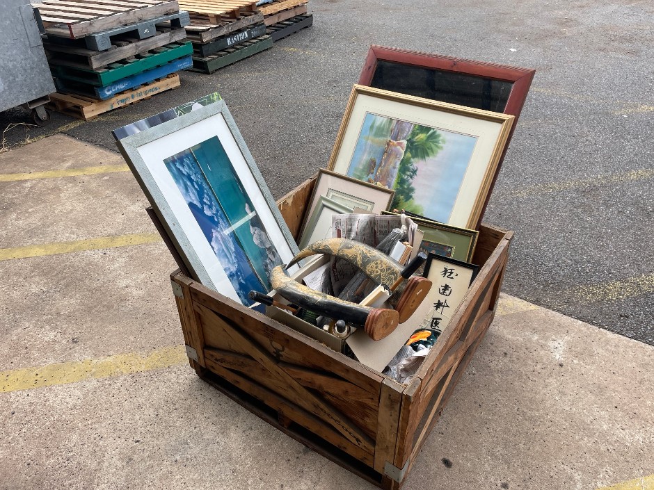 Engraved Horns & Framed Artwork/Mirror Job Lot