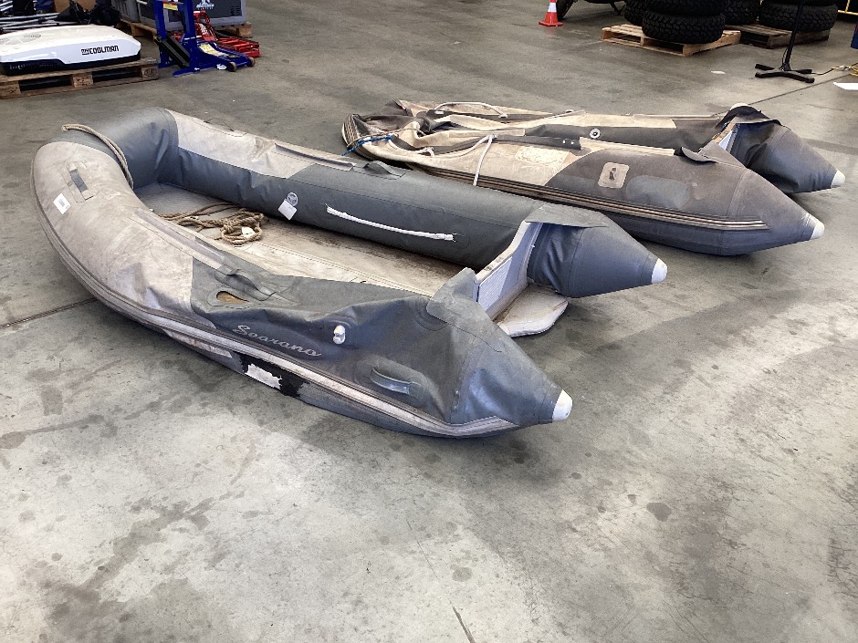 2x Semi Inflated Searano Vib270 Boat