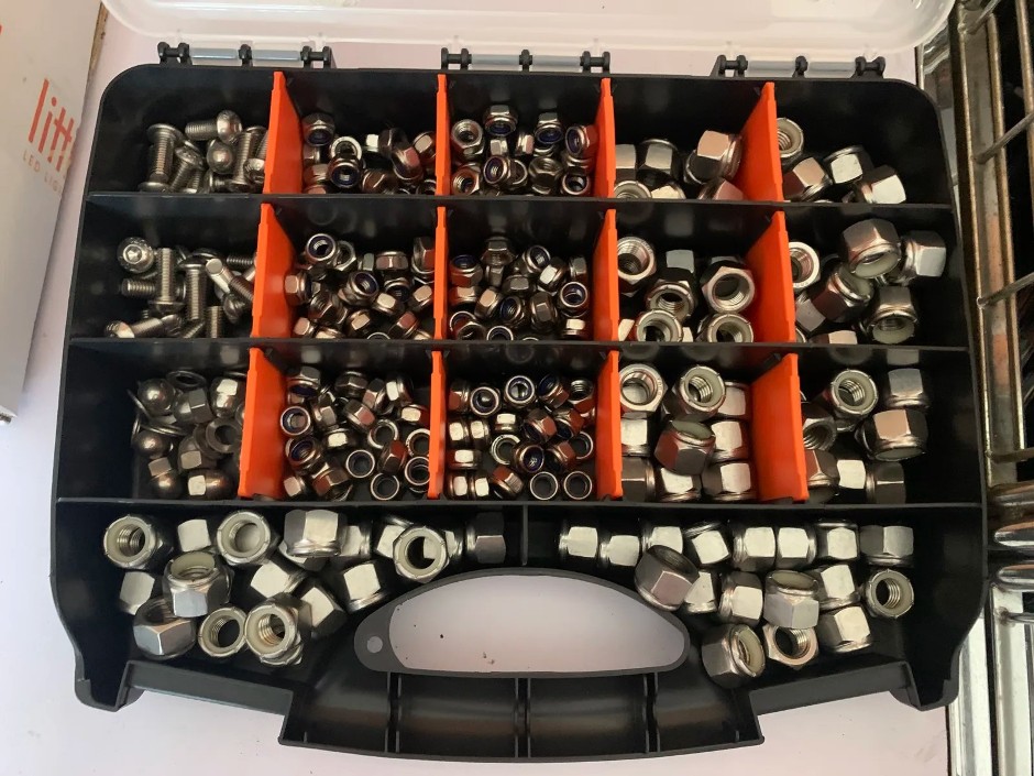 1 x Small Quality Carry Case