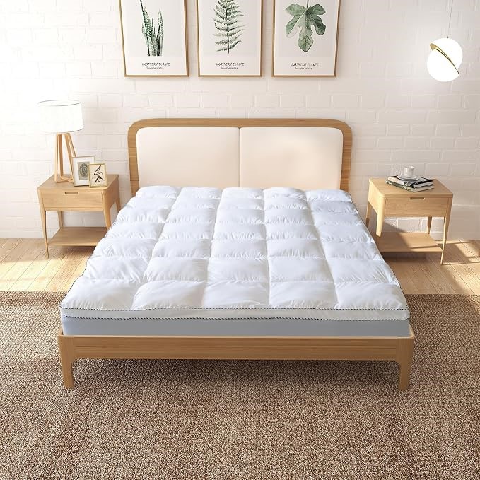 ROYAL COMFORT Bamboo Mattress Topper, Queen, White.  Buyers Note - Discount