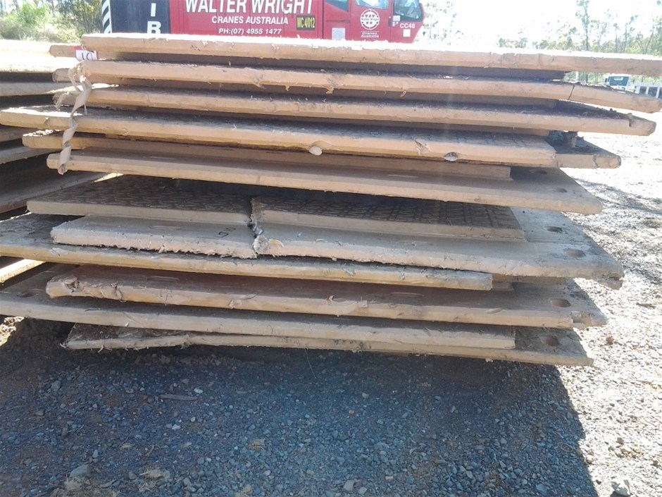 Qty (10) DuraBase composite mats Auction (00107004732) Grays Australia
