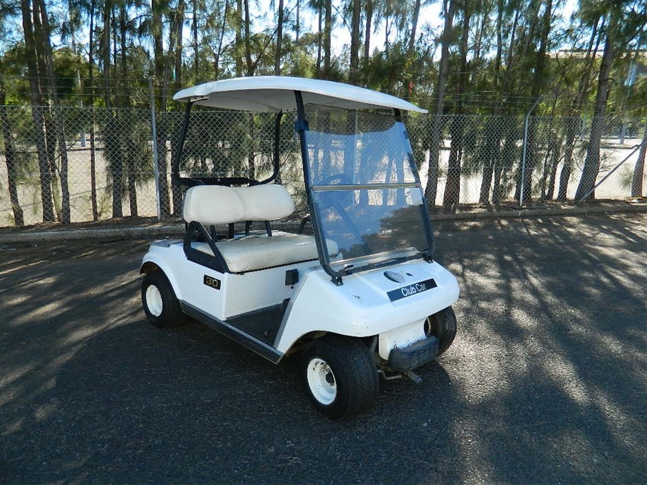 2004 Club Car 48V DS Golf Electric golf cart, Colour White, Serial