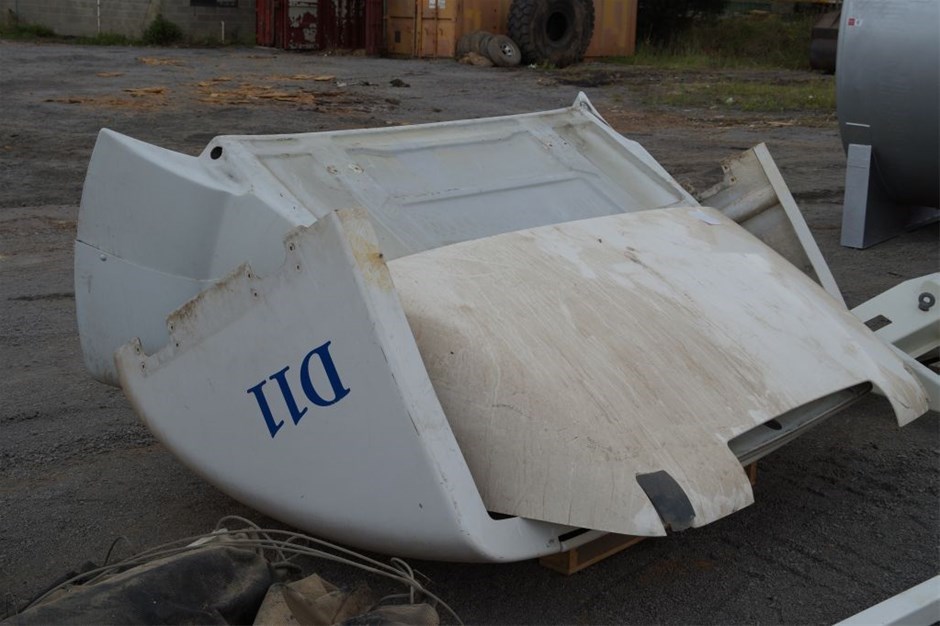 3 x assorted truck wind deflectors, fibreglass construction, including