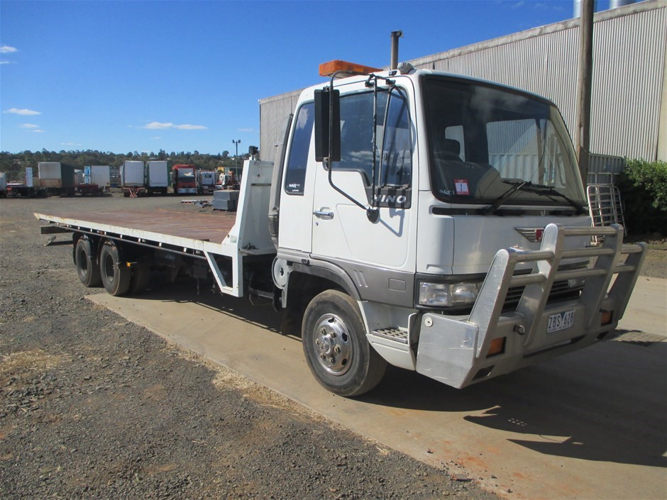 07/2001 Hino FD 15 Bogey Drive Tilt Tray Truck Auction (00017007803