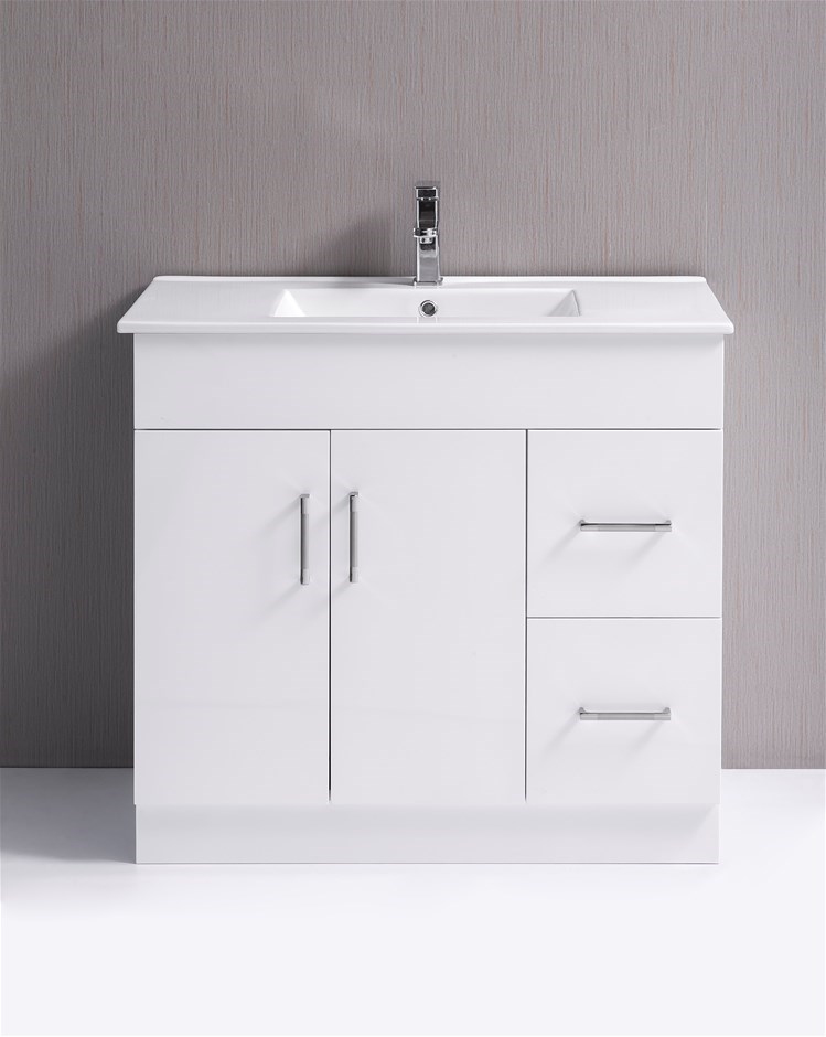 900mm Bathroom Vanity Unit, High Gloss Finish, Ceramic Basin Auction
