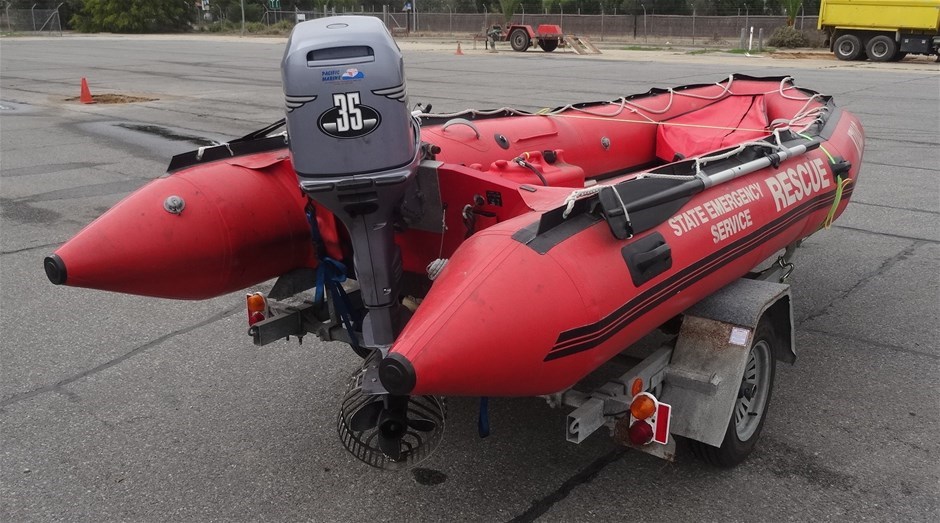 Inflatable Boat, Achilles, Model SG140, Approx 4,250mm(L) (Seaton, SA