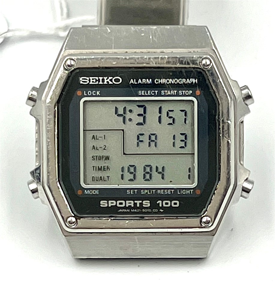Vintage Seiko Sports 100 Digital Alarm Chronograph Watch Auction  (0066-2542785) | Grays Australia