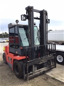 Counterbalance Forklifts and Reach Truck